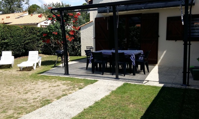 Saint-Jean-de-Monts House | HOUSE WITH HEATED POOL CLOSE TO BEACHES AND NATIONAL FOREST