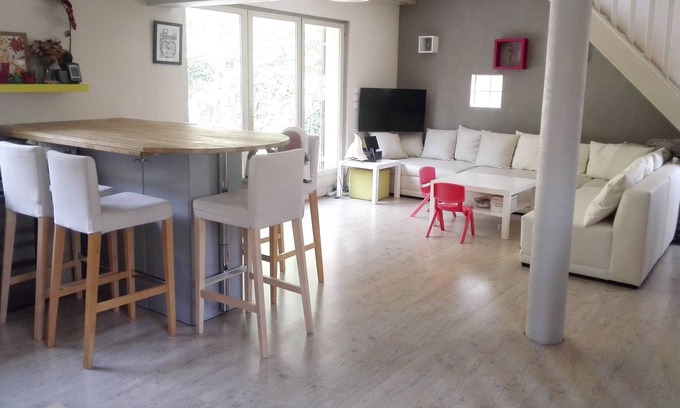 Quartier Beauregard-Boufflers-Buthegnemont-Boudonville House | House with peaceful garden