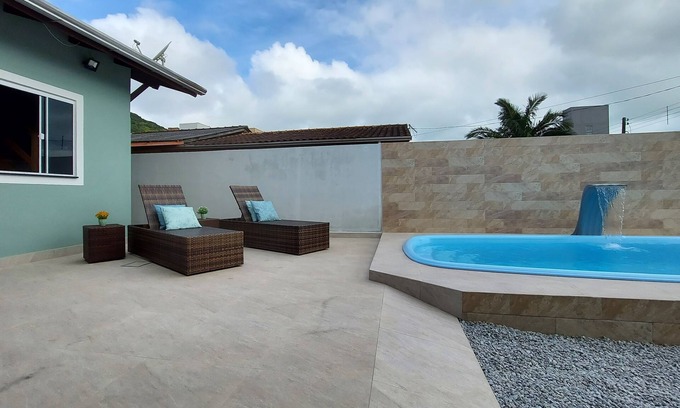 Zimbros House | House with pool in Bombinhas