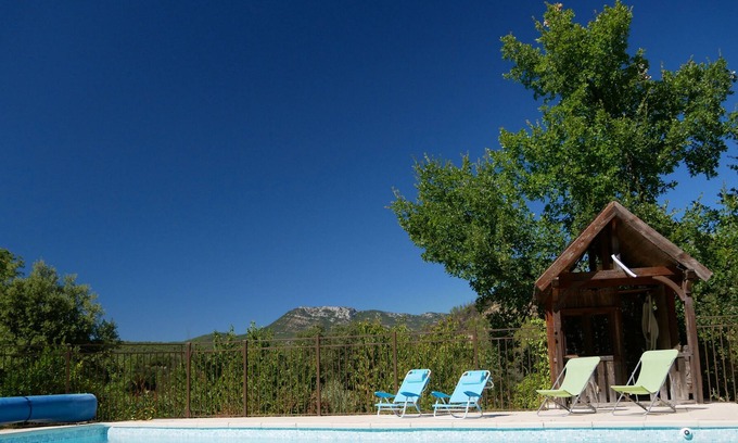 Correns House | House with provencal garden