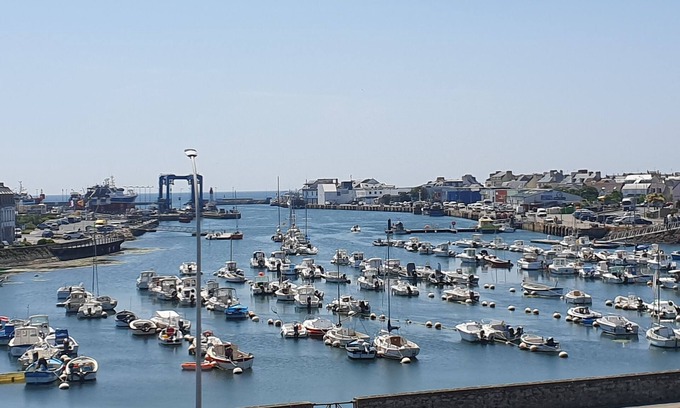 Treffiagat House | House with sea view, beach 400m away, view of the Guilvinec marina