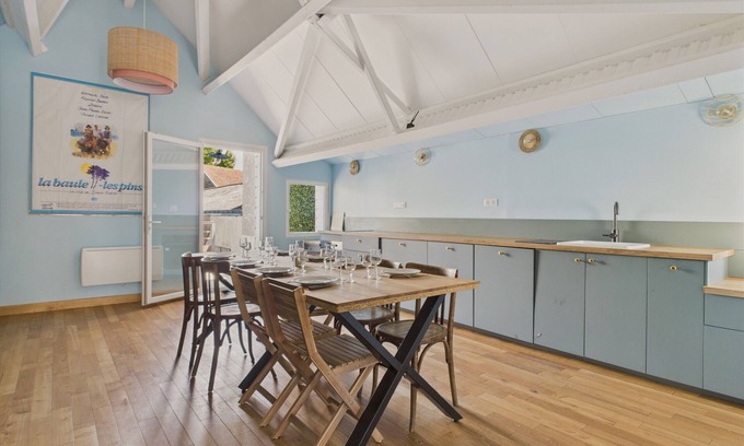 La Baule-Escoublac Ski Chalet | House with terrace & garden in La Baule for 6