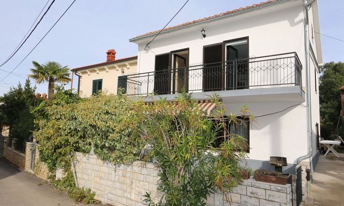 Klimno House | House Zbasnik (10016-K1) - Klimno - island Krk