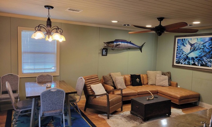 Venice Boat Rental | Houseboat (2br, 1ba) Venice Marina