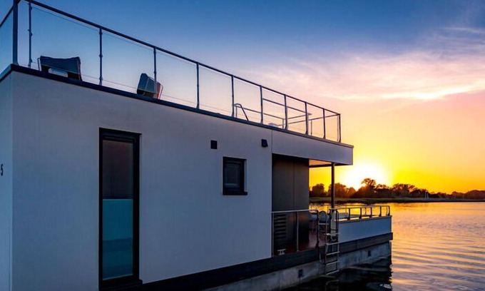 Ribnitz Boat Rental | Houseboat in Ribnitz Damgarten