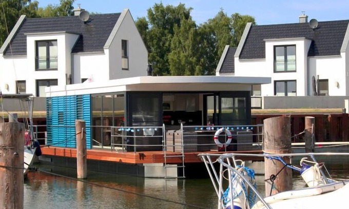 Ostvorpommern Boat Rental | Houseboat Marama, Peenemünde