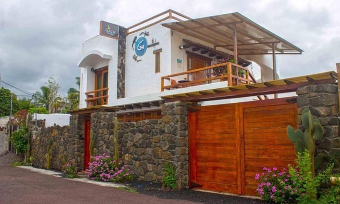 Puerto Ayora Apartment | HouseGala Galapagos