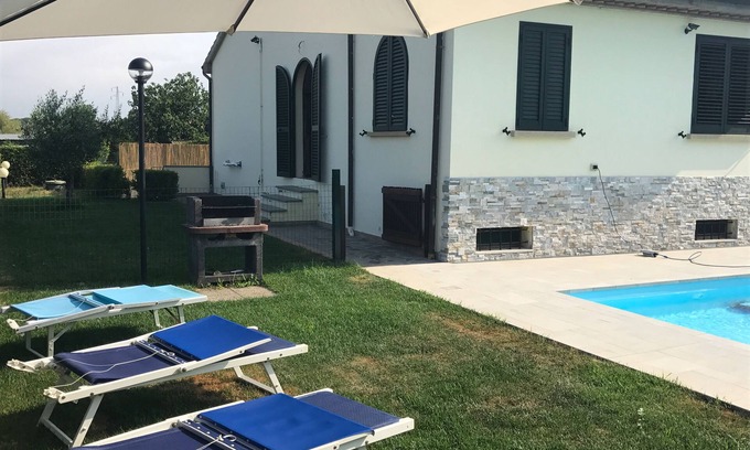 Cecina Villa | houses/villas - 5 rooms - 6/8 persons