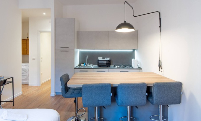 Historic Center Apartment | HouSmart Corte Galluzzi 7-2