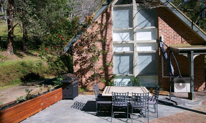 Berry Cottage | Housten Cottage - Cosy Country Escape