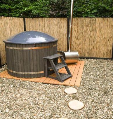 Vierakker Ski Chalet | Houten natuurhuisje met Hottub