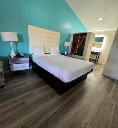 Phoenix Hotel | Howard Johnson by Wyndham Phoenix Airport/Downtown Area