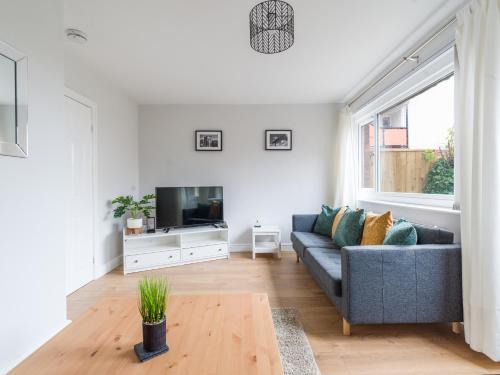 Newcastle-upon-Tyne House | Howick House - Large 3 bedroom house, Gosforth