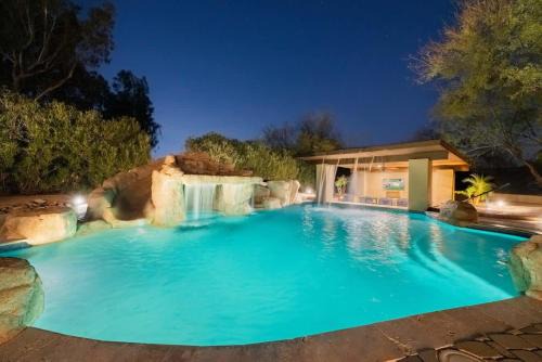 Sundown Ranchos House | HoZho Residence on Cholla