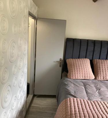Meaux Bed & Breakfast | HSH France Chambre City 2 Proche de Disney