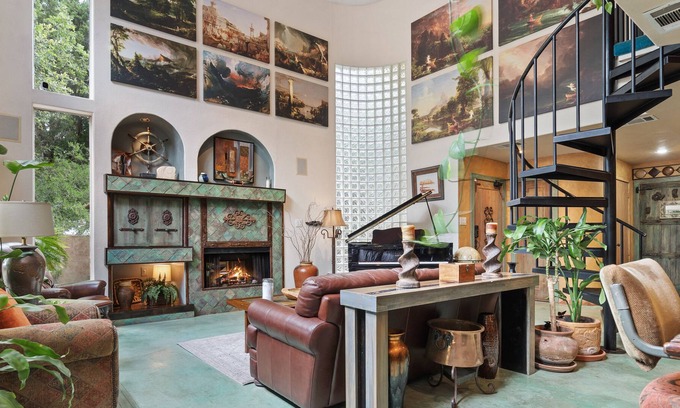 Hudson Bend House | Hudson Bend Hacienda | Home in Austin