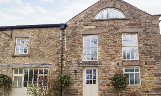 Lancaster Cottage | HUDSON, pet friendly, with a garden in Galgate