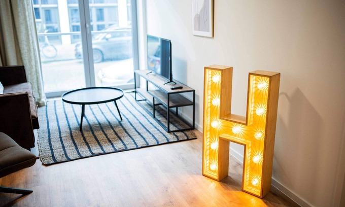 Kop van Zuid Apartment | Huge 1 bedroom serviced apartment 56m2 -PRH10H-