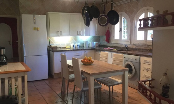 La Gaspara Apartment | Huge 2 floor 3 on suite bedroom Sea View Duplex