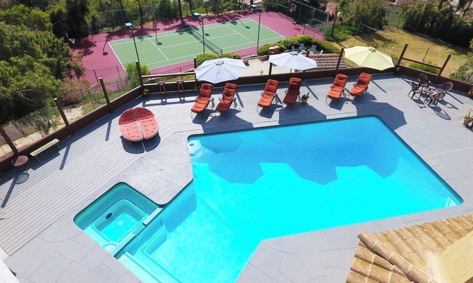 Vista House | Huge 4-Acre Private Getaway With Stunning Views & Amenities For The Whole Family