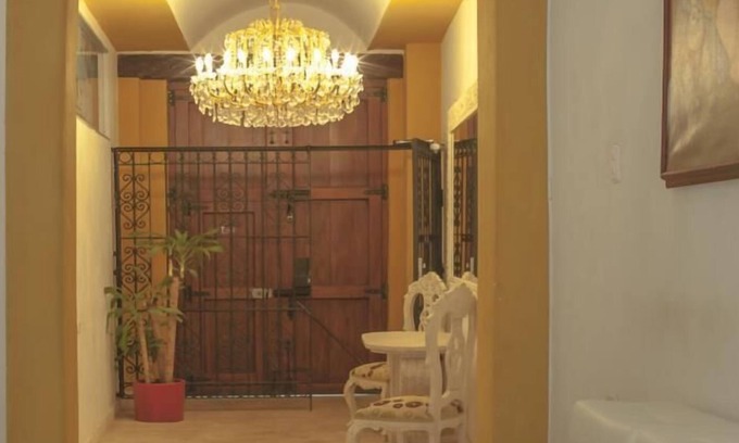 Cartagena Walled City Villa | Huge Mansion Luxury Pool In The Walled City