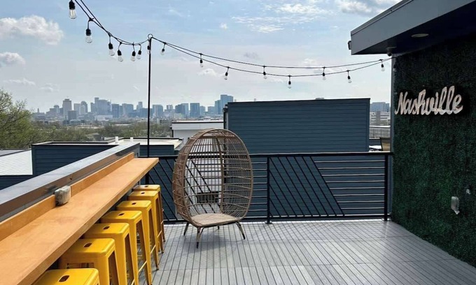 Hadley - Washington House | Huge Nashville Stunner Breathtaking Downtown Views