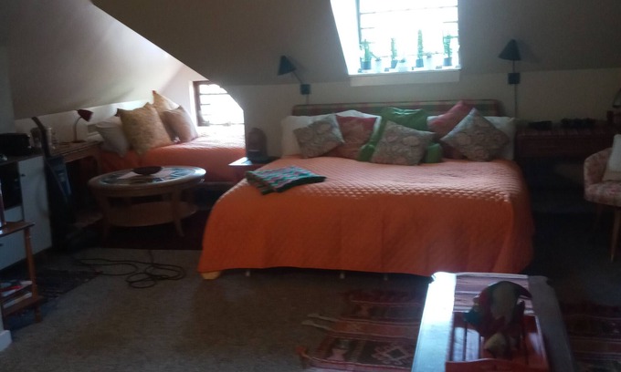 South Pensacola Apartment | Huge Serene Downtown Loft Granny Unit Private Apt.-North Hill, Superb Location