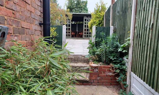Luton House | Huku Kwetu - Ferndale House