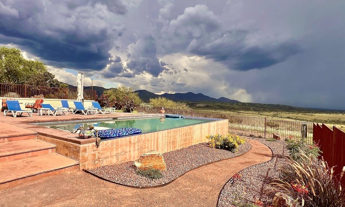 Nogales House | HummingBird Casita at Birdsong Retreat