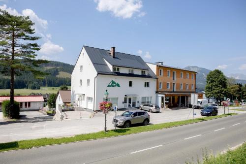 Sankt Sebastian Apartment | HunGasthaus 05&06