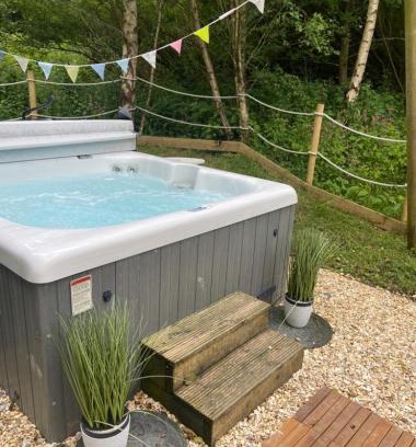 Morpeth House | Hunter's Lodge Hot Tub Holiday, Northumberland