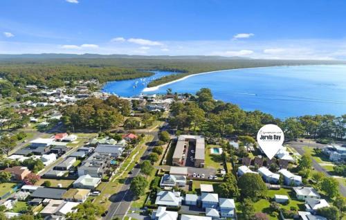 Huskisson House | Huskisson Beach Holiday Villa by Experience Jervis Bay