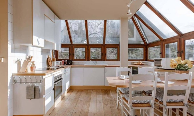 Oostduinkerke-Bad House | Huswell - Cozy Escape Nestled in the Dunes