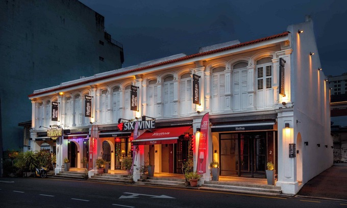 Downtown George Town Hotel | Hutton Suites Hotel Managed By The Ascott Limited