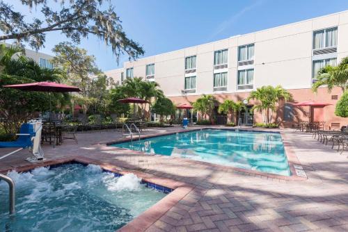 Bayou Oaks Hotel | Hyatt Place Sarasota/Bradenton