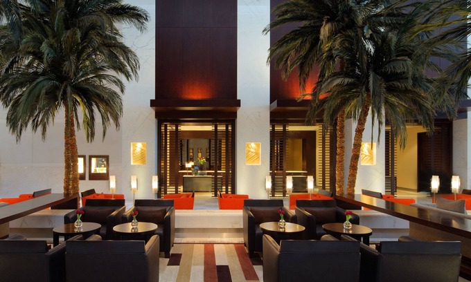 Deira Apartment | Hyatt Regency Galleria Residence Dubai