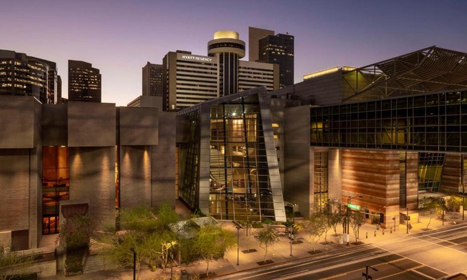 Downtown Phoenix Hotel | Hyatt Regency Phoenix Downtown