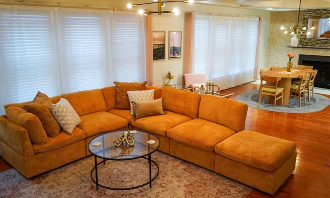 Hyattsville House | Hyattsville Heights