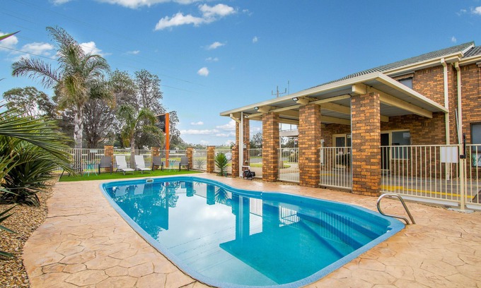 Lakes Entrance Apartment | Hybiscus Waterfront Apartments
