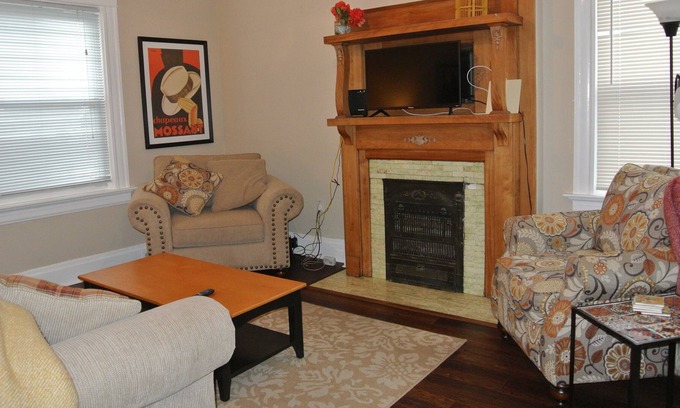 Hyde Park Apartment | Hyde Park Square Gem, Cincinnati, Ohio