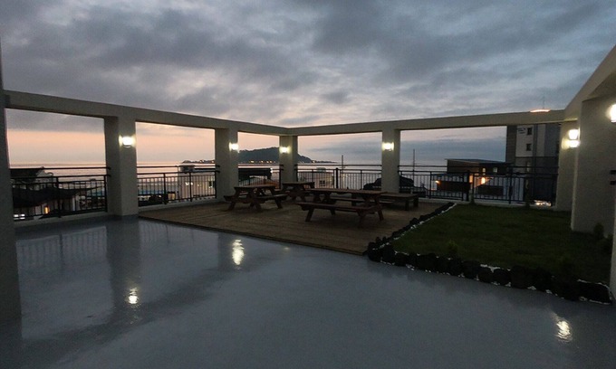 Hallim House | Hyeopjae Howl Stay