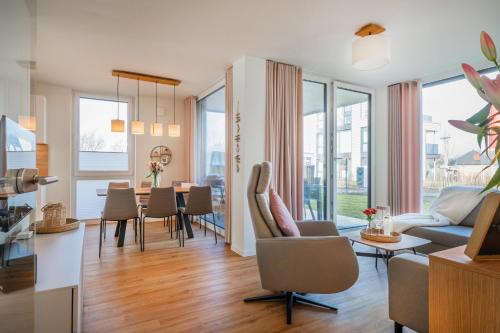 Marienleuchte Apartment | Hygge – Familienfreundliche Ferienwohnung mit Garten & Meerblick