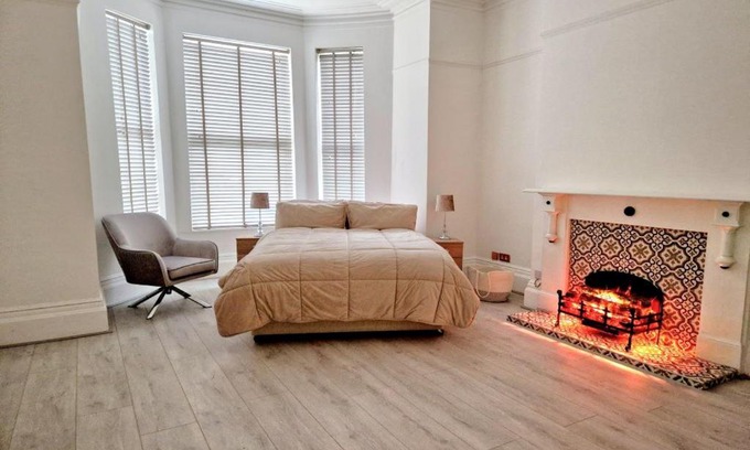 Hull Apartment | Hymers Avenue Apartment