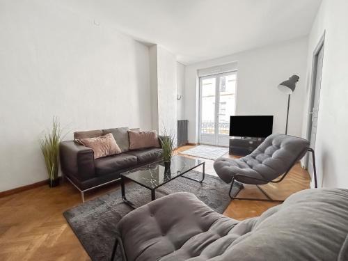 Comedie Apartment | Hyper centre Montpellier Appart avec balcon privé