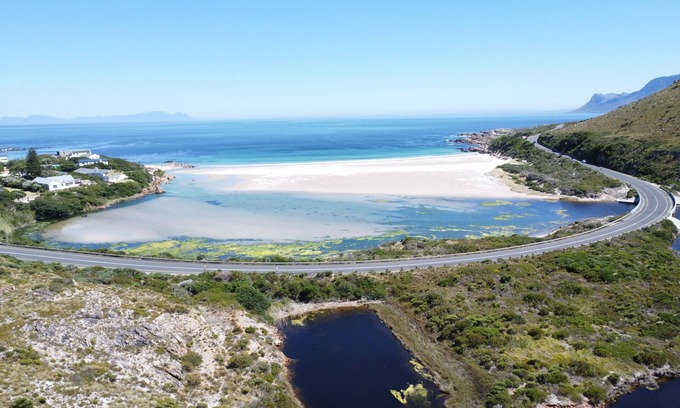 Rooiels Cabin | Hytte Riverview