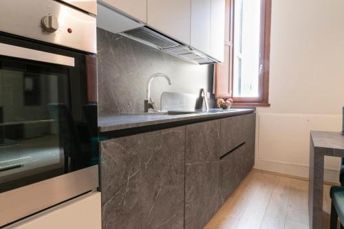 Crescenzago Apartment | I Host Apartment - Bottego