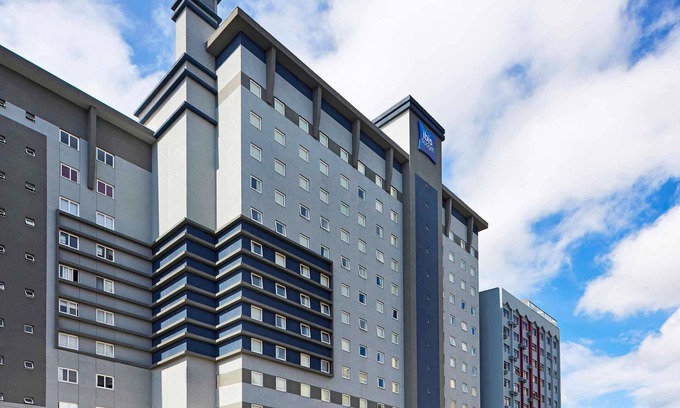 Matriz Hotel | ibis budget Curitiba Centro
