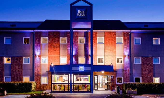 Chelles Hotel | ibis budget Marne la Vallee Chelles