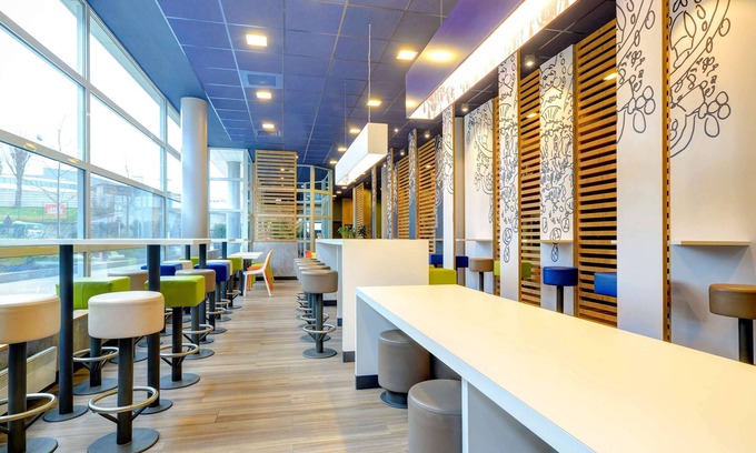 Quartier du Vieux-Pont - Sainte-Genevieve Hotel | ibis budget Rueil Malmaison