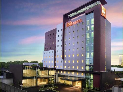 Losari Hotel | Ibis Makassar City Center